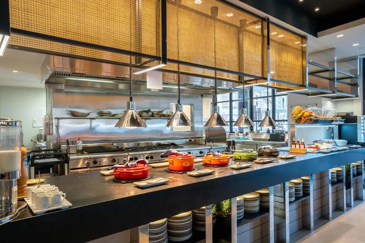 Peppers Waymouth Hotel Adelaide